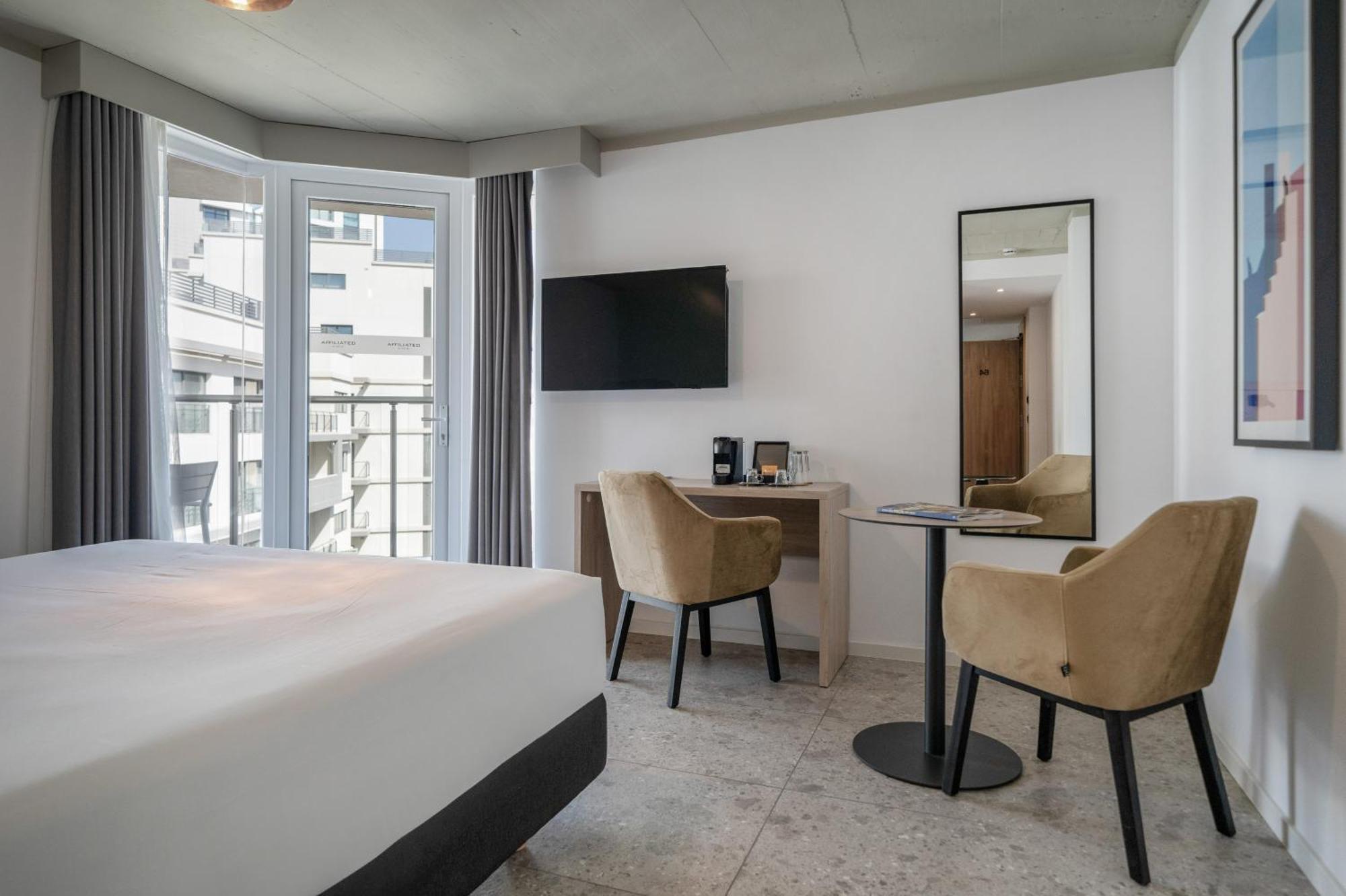Hotel Mistral St Julian'S, Affiliated By Melia Saint Julian's Екстер'єр фото