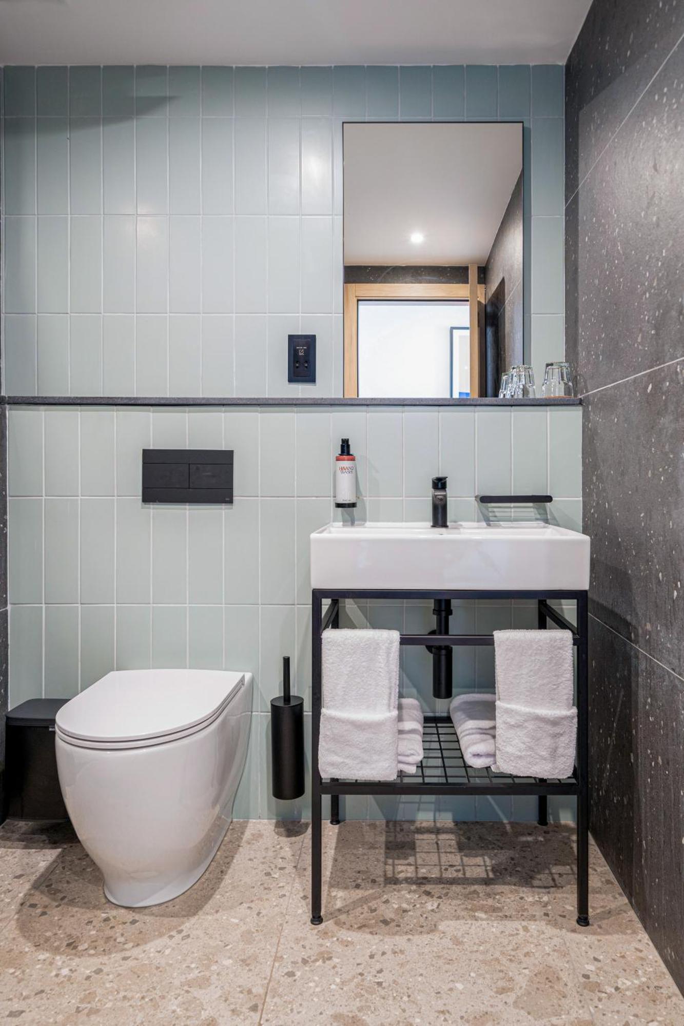 Hotel Mistral St Julian'S, Affiliated By Melia Saint Julian's Екстер'єр фото