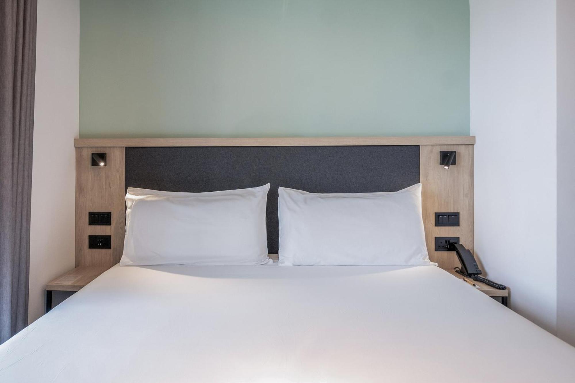 Hotel Mistral St Julian'S, Affiliated By Melia Saint Julian's Екстер'єр фото